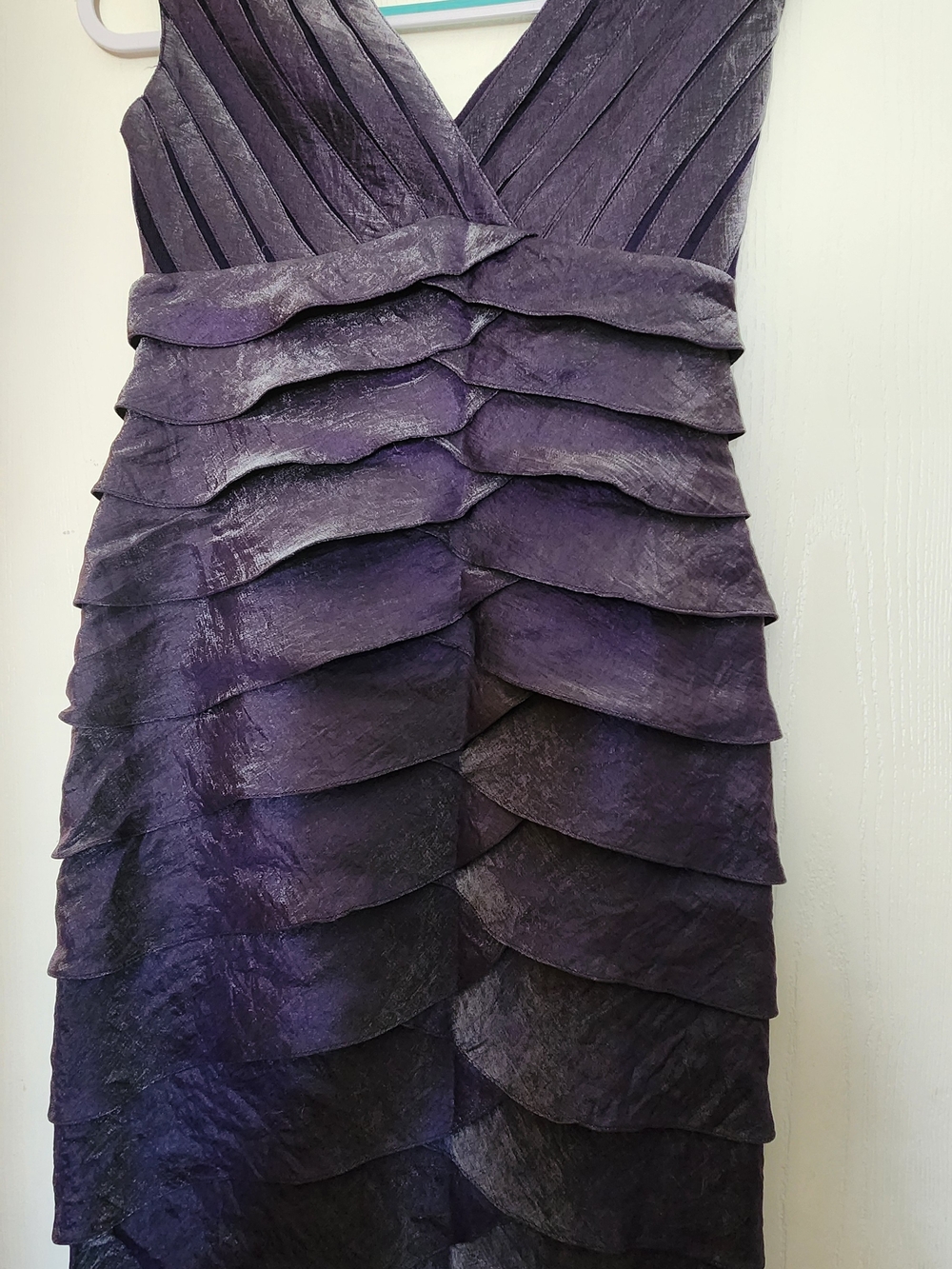 Adrianna Papell Purple Tiered Ruffle V-Neck Midi Dress